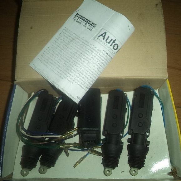 NEW! AUTOLOC 4 DOOR CL4000-CENTRAL LOCKING POWER DOOR LOCK KIT-COMPLETE! - Picture 4 of 6